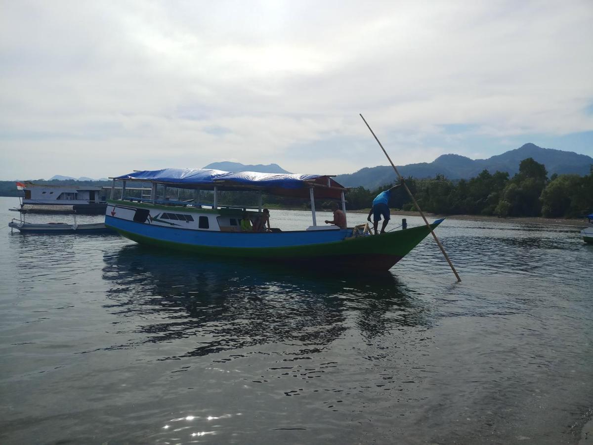 Lena House Flores Hitokalak Bagian luar foto