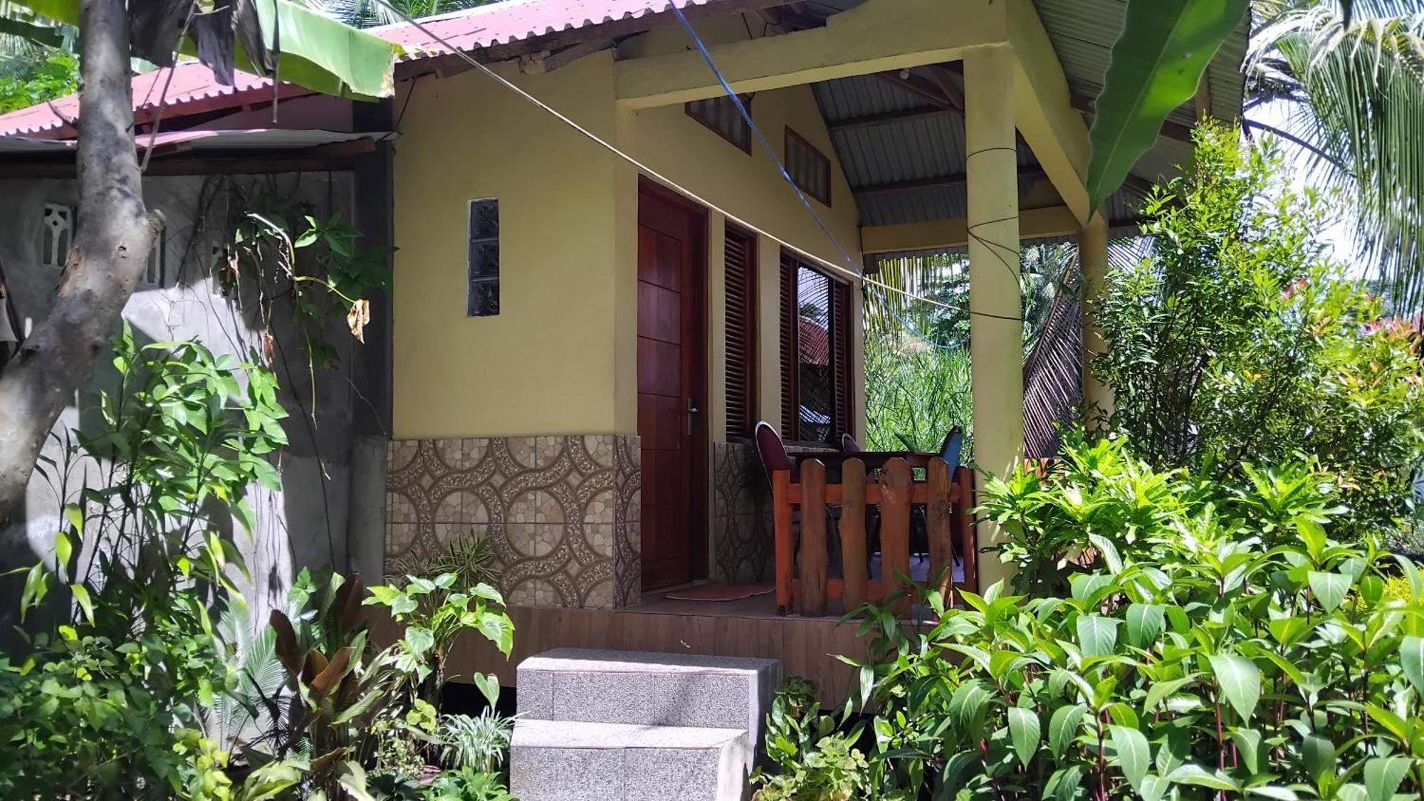 Lena House Flores Hitokalak Bagian luar foto