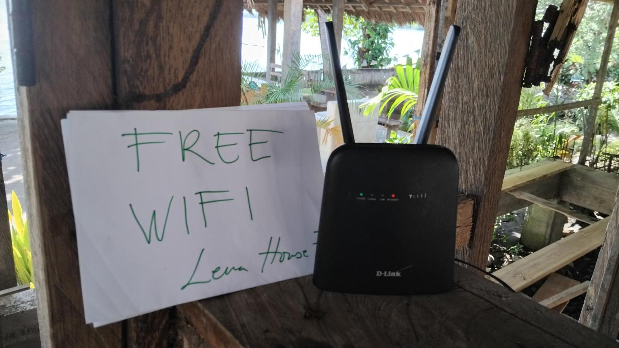 Lena House Flores Hitokalak Bagian luar foto